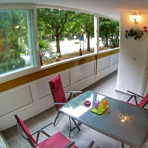 https://apartment-suzana-split.splithotels.org